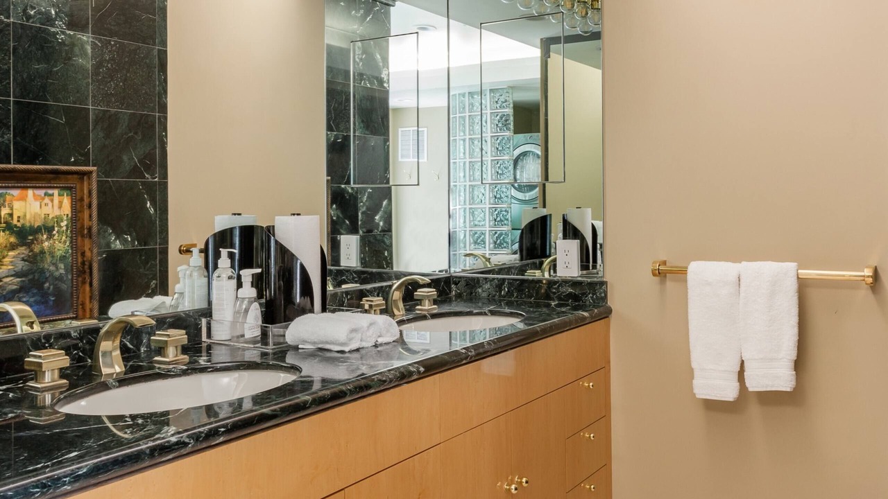Photo of Bathroom in Marina District