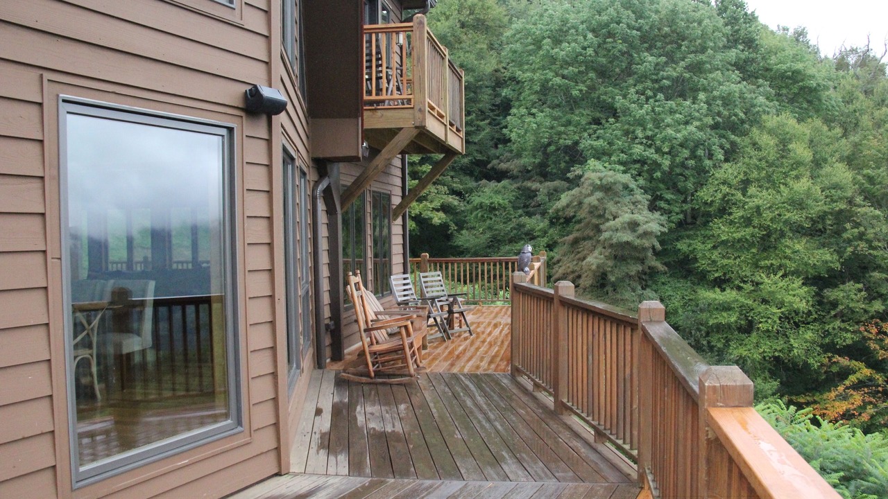Photo of Patio Balcony in North Fork Township