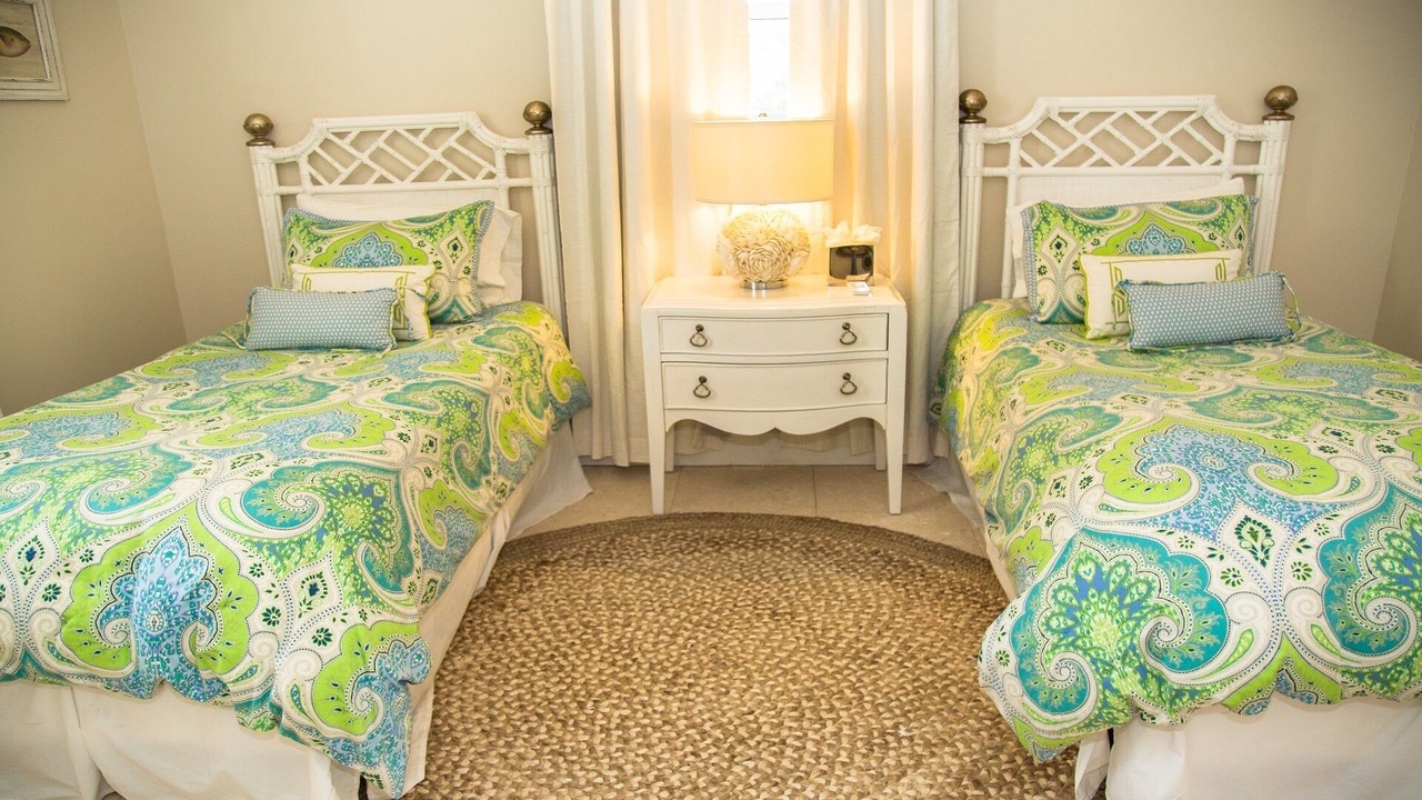 Photo of Bedroom in Dunmore Town