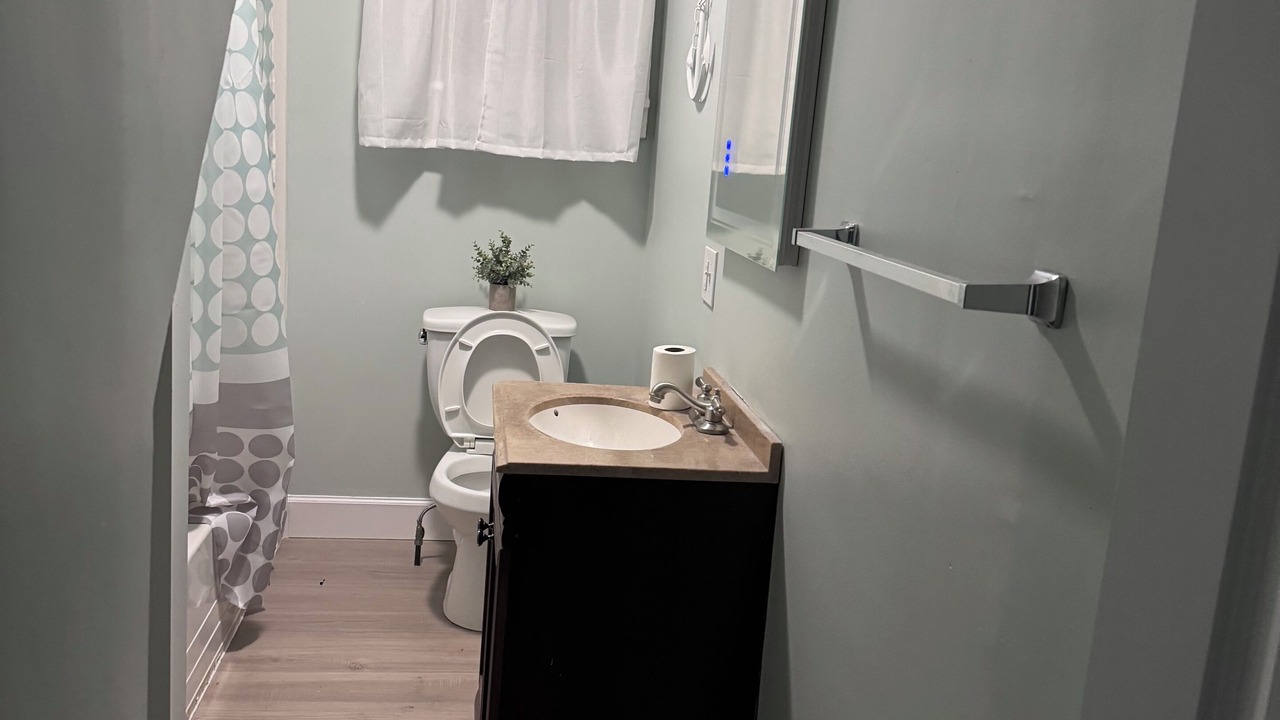 Photo of Bathroom in Livonia