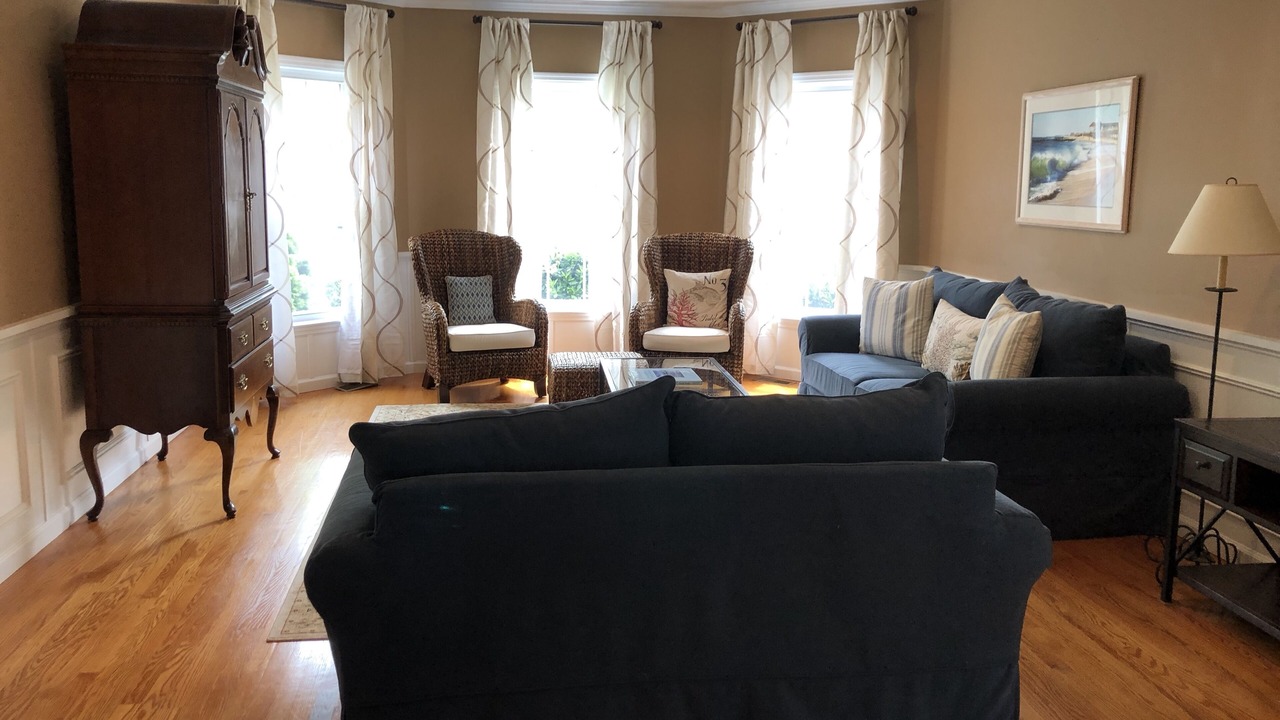 Photo of Livingroom in Spring Lake
