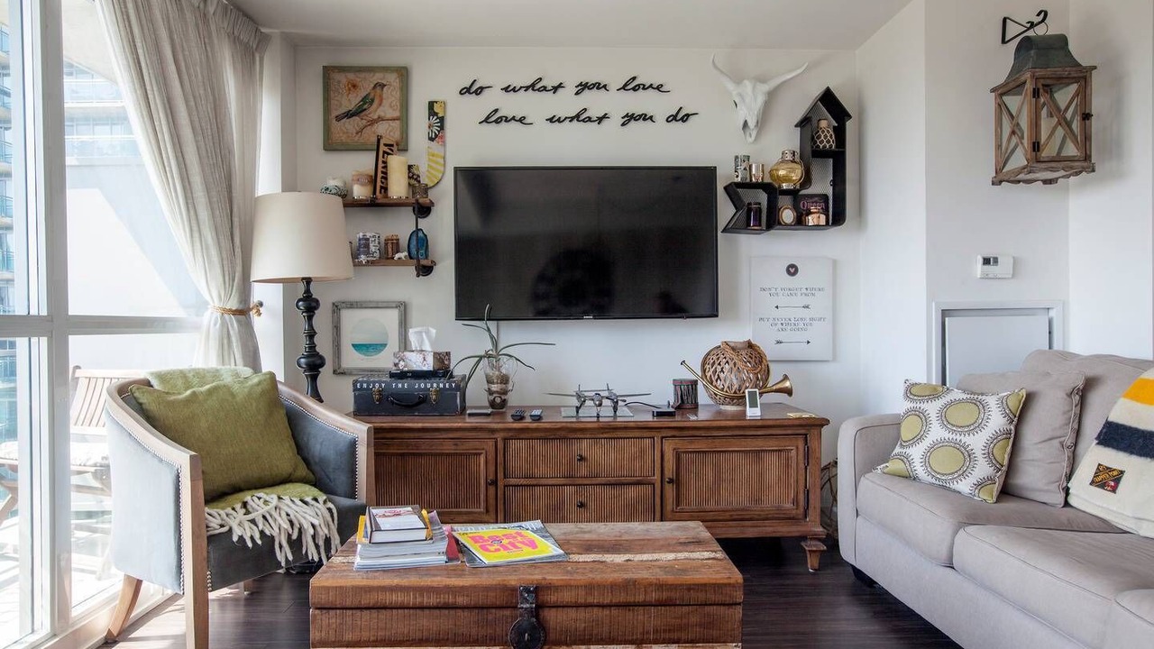 Photo of Livingroom in Humber Bay