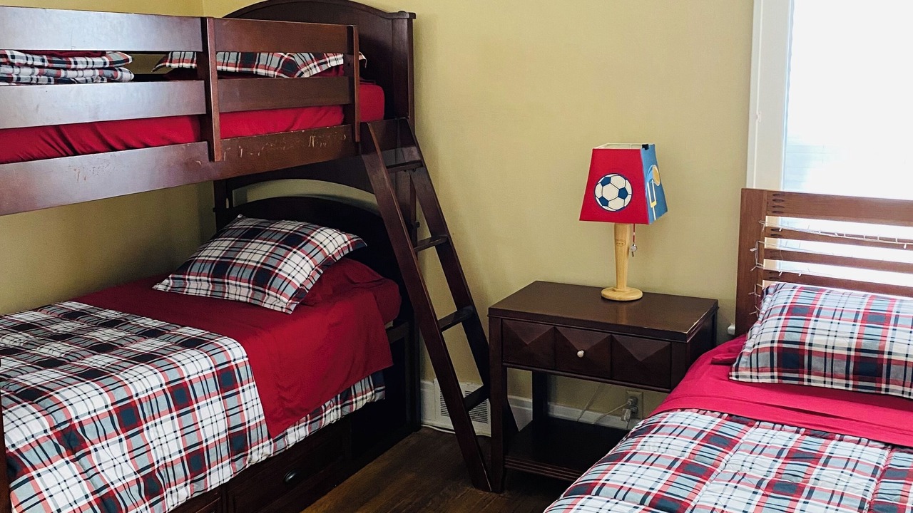 Photo of Bedroom in North Buffalo