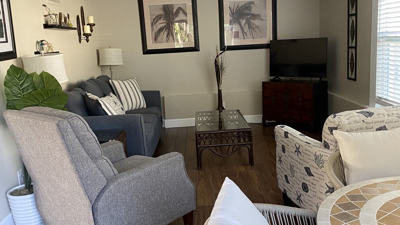 Photo of Livingroom in East Naples
