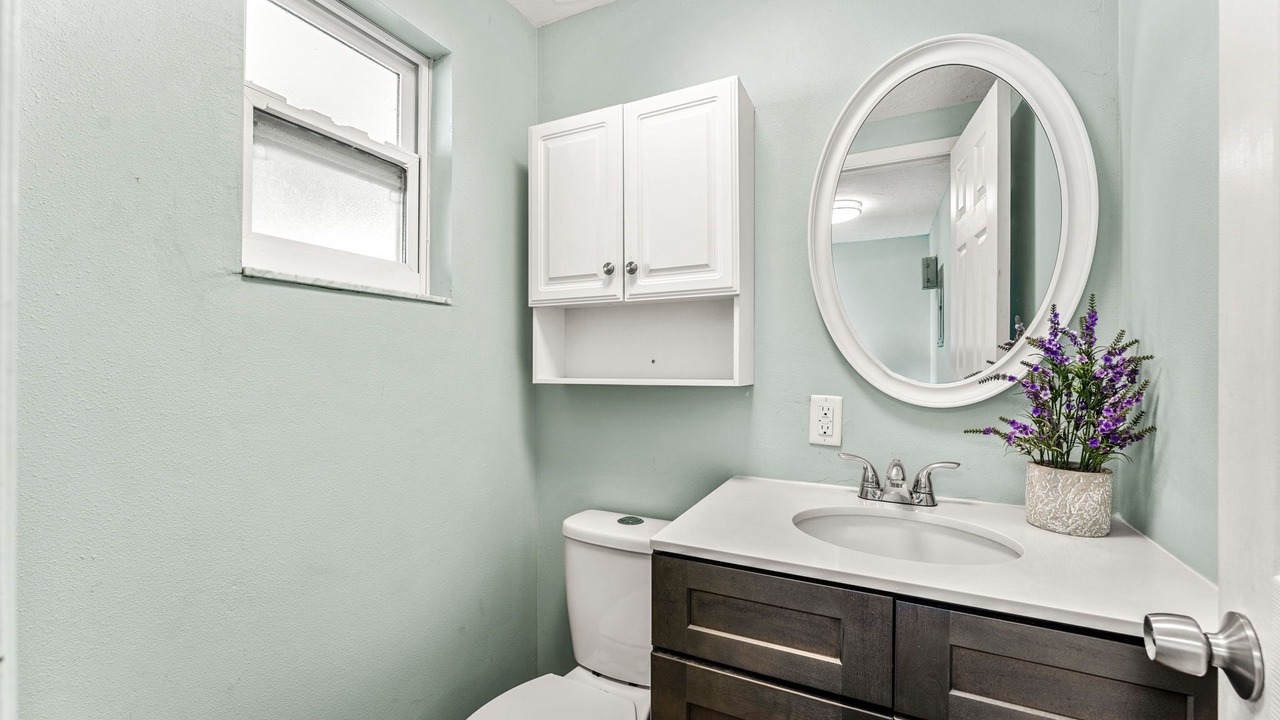 Photo of Bathroom in Port Canaveral
