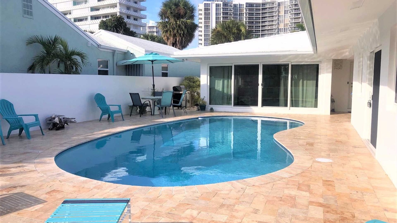 Photo of Outdoor in Lauderdale Beach