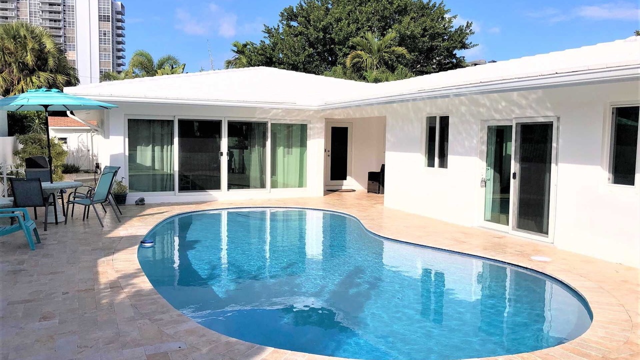 Photo of Outdoor in Lauderdale Beach