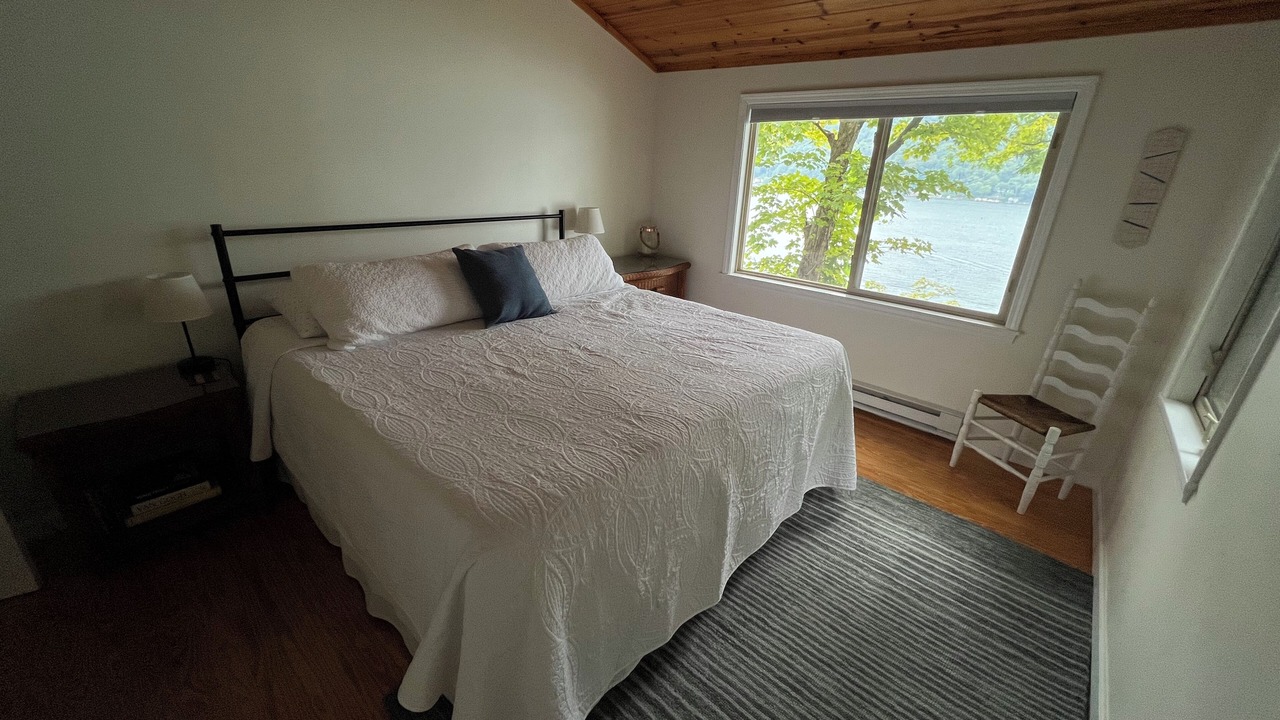 Photo of Bedroom in Scott