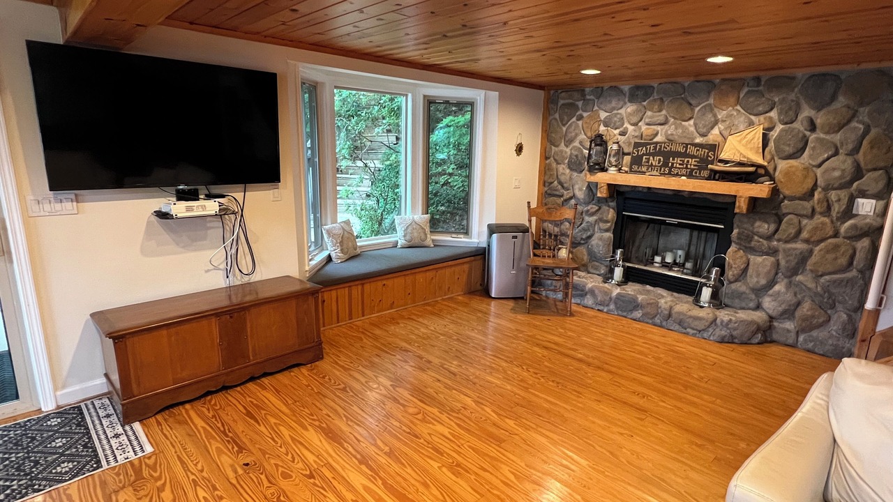 Photo of Livingroom in Scott
