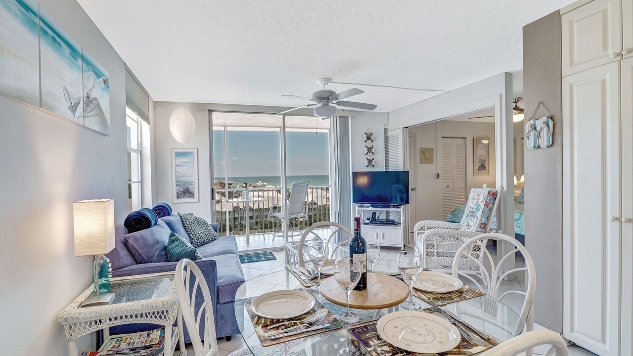 Photo of Livingroom in Bonita Springs
