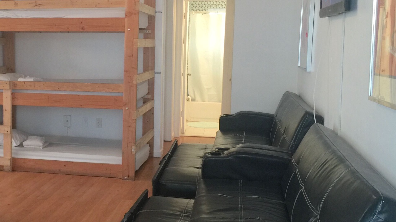 Photo of Bedroom in West Avenue