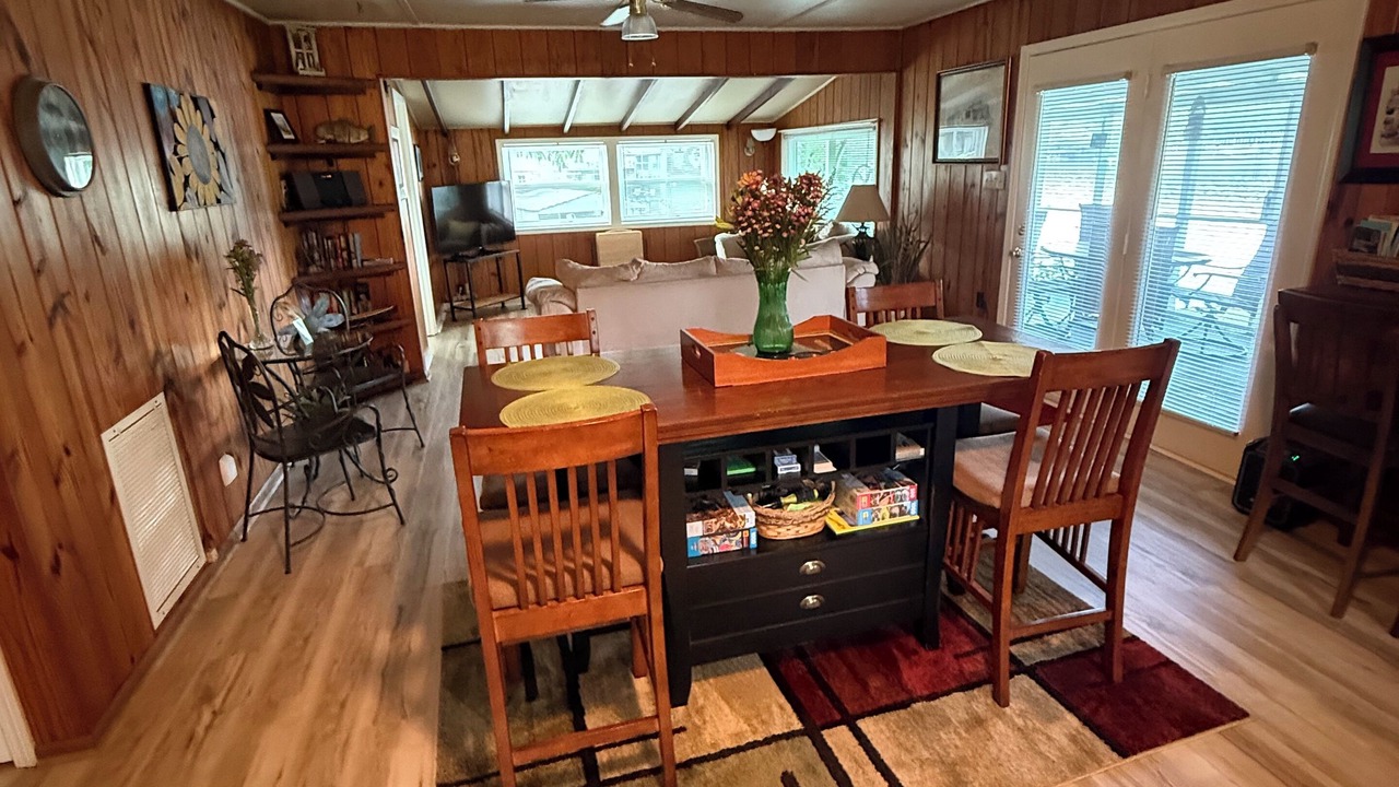 Photo of Bedroom in Muscle Shoals