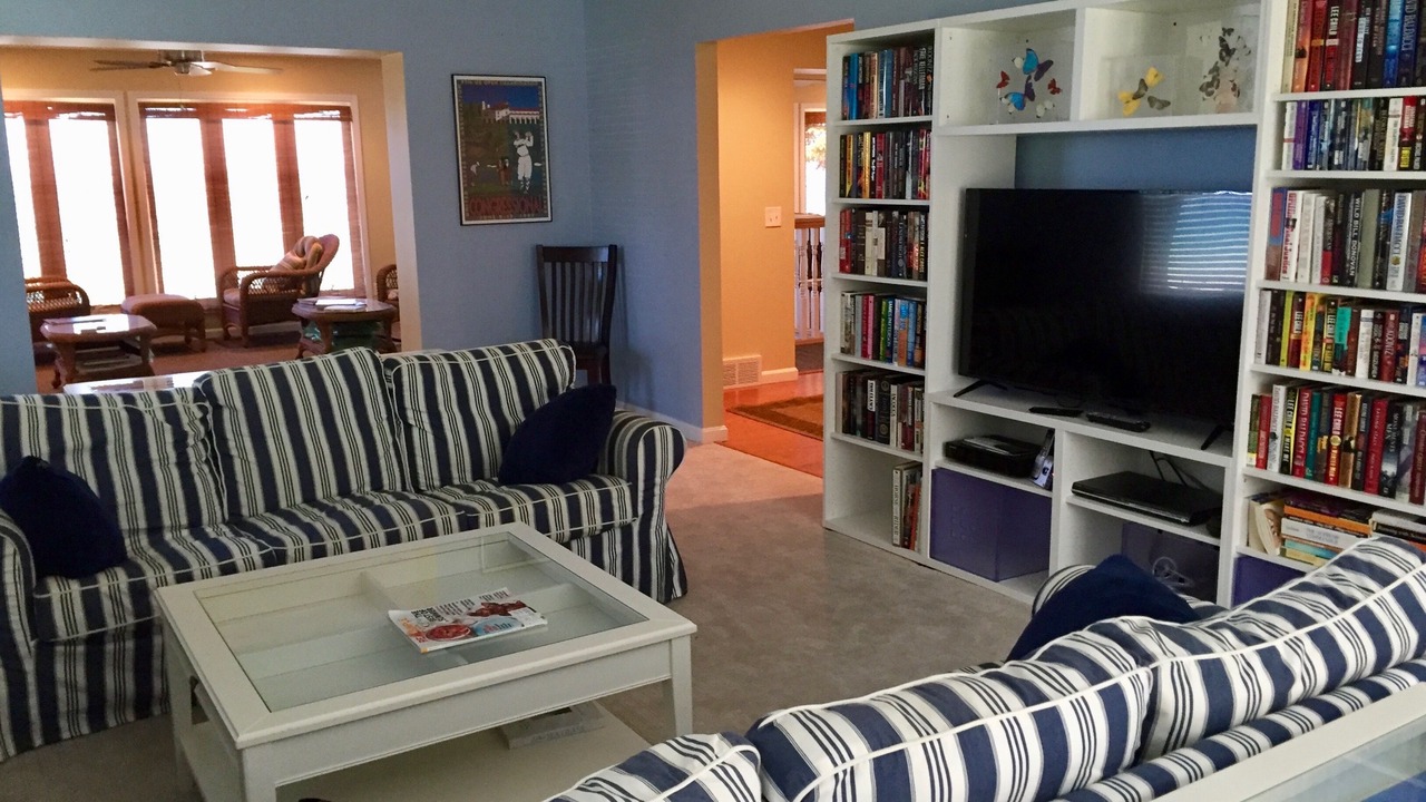 Photo of Bedroom in Madison-on-the-Lake