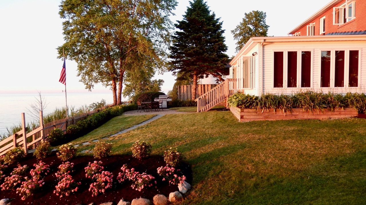 Photo of Outdoor in Madison-on-the-Lake