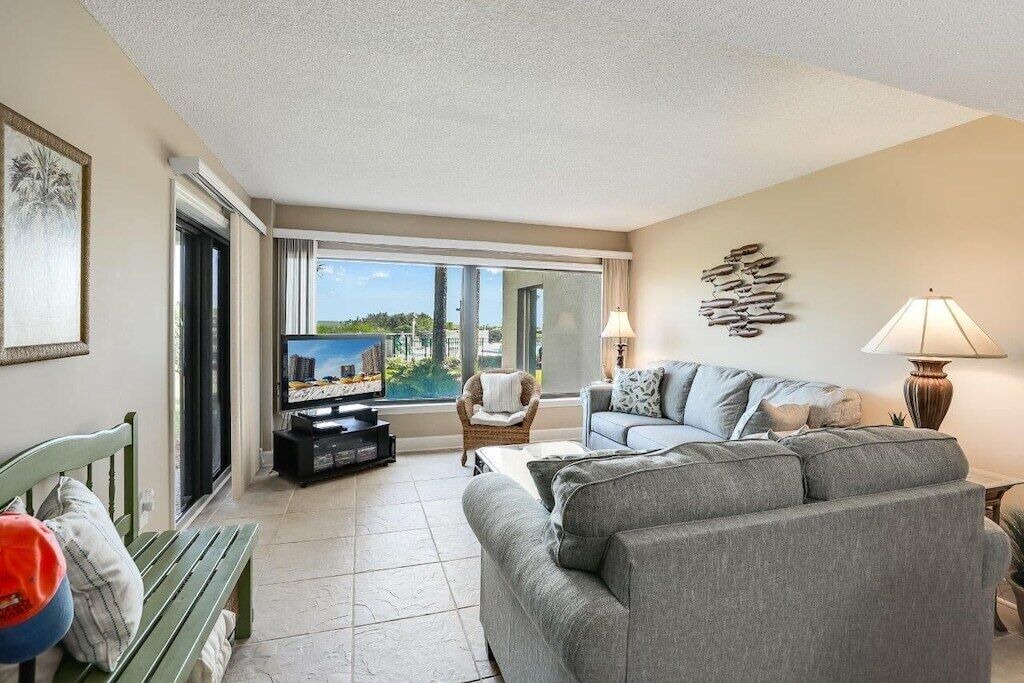 Photo of Livingroom in Amelia City
