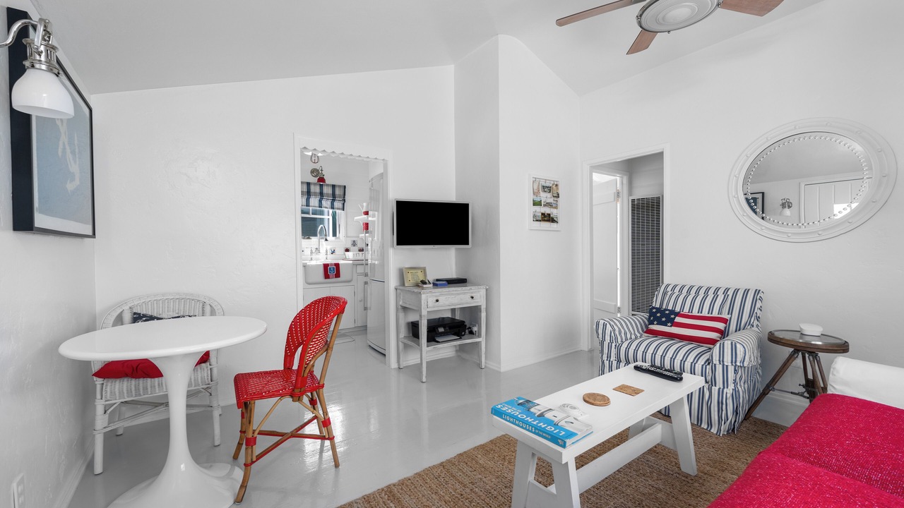 Photo of Livingroom in Balboa Island