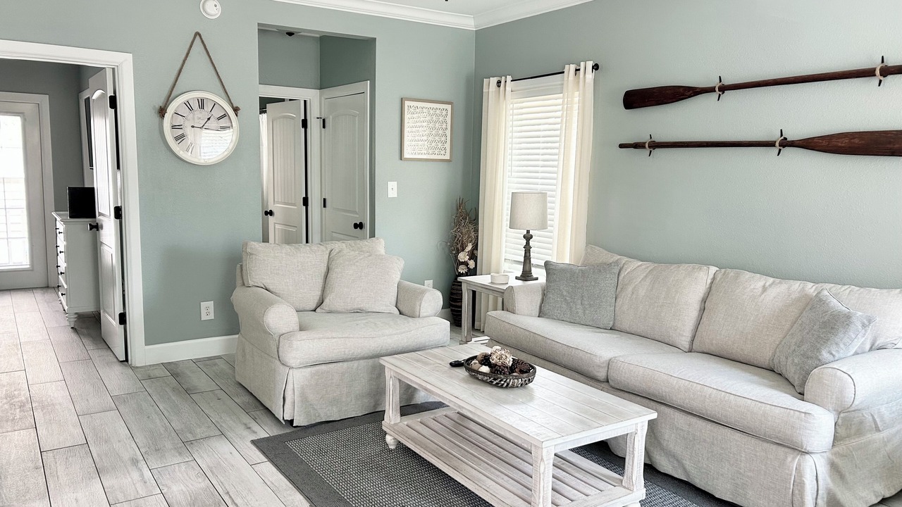 Photo of Livingroom in Ono Island