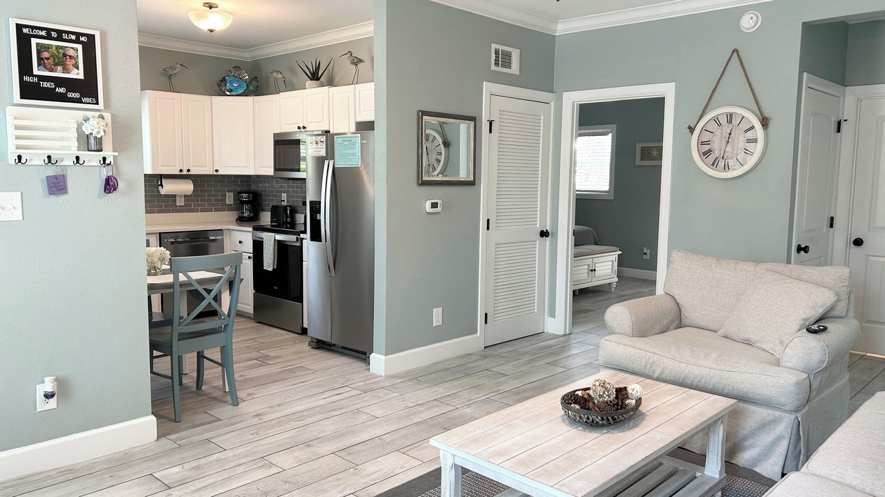 Photo of Livingroom in Ono Island