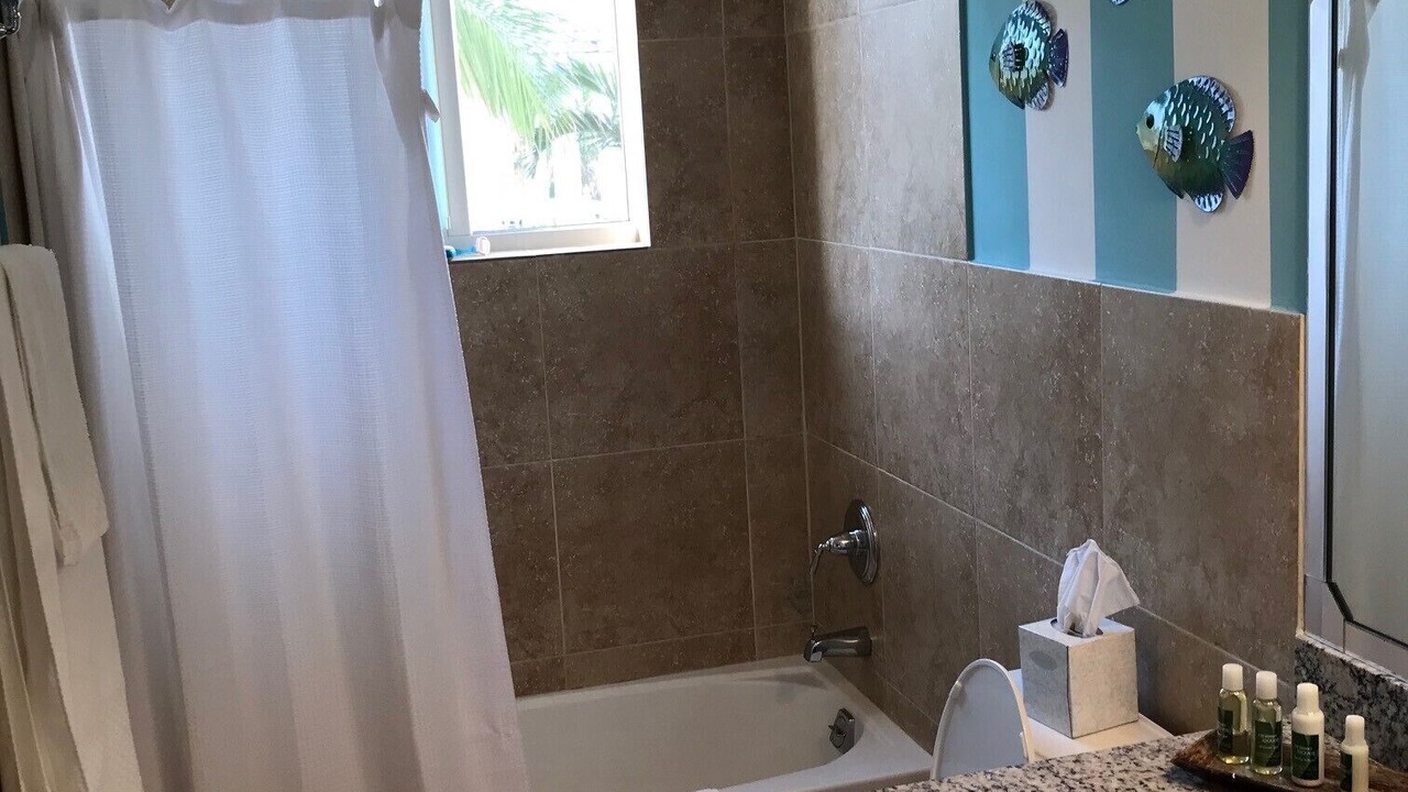 Photo of Bathroom in Alice Town
