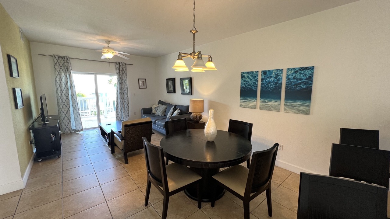 Photo of Livingroom in Alice Town