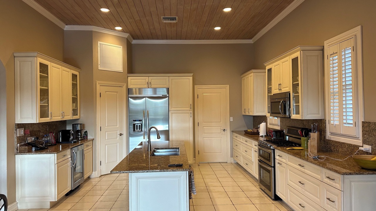 Photo of Kitchen in Nassau