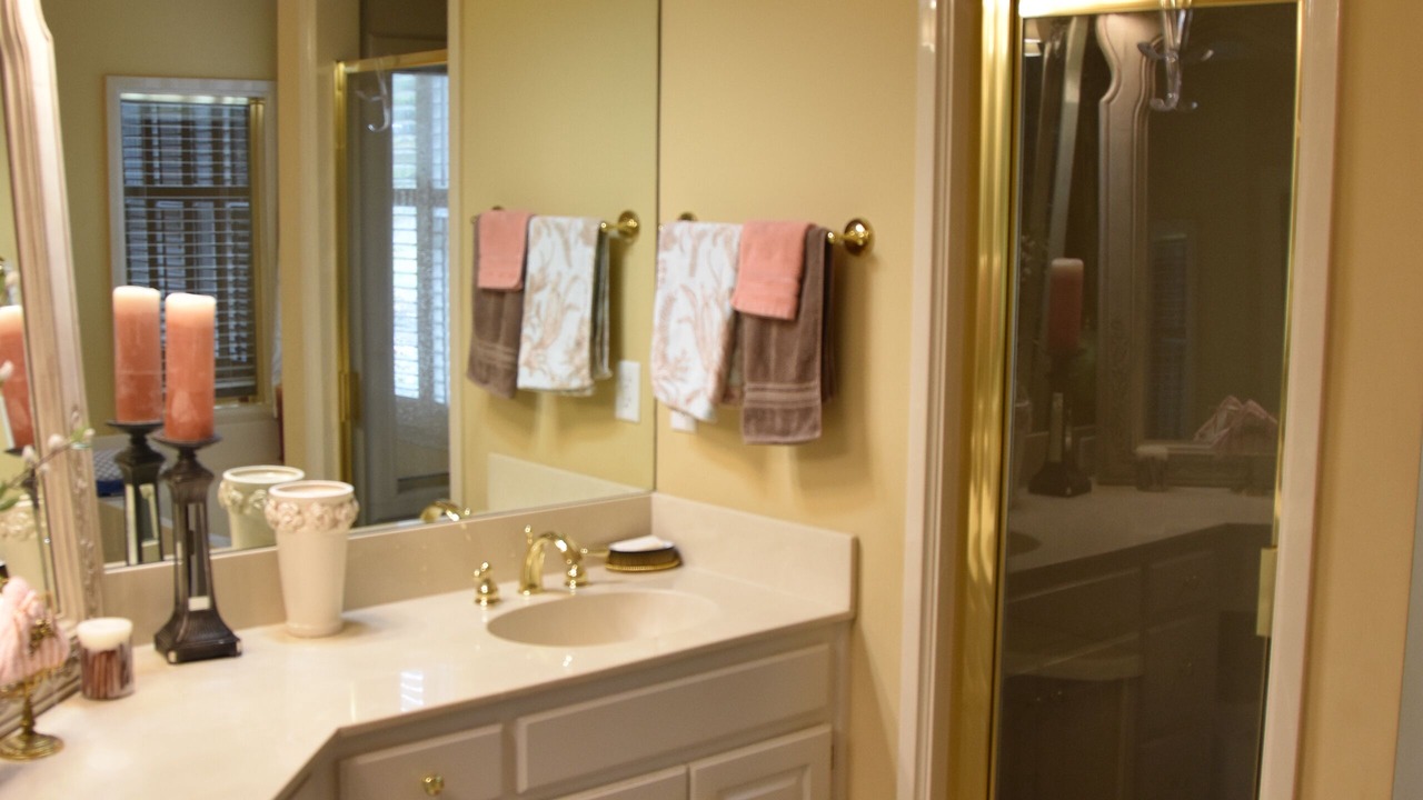 Photo of Bathroom in Sand Ridge