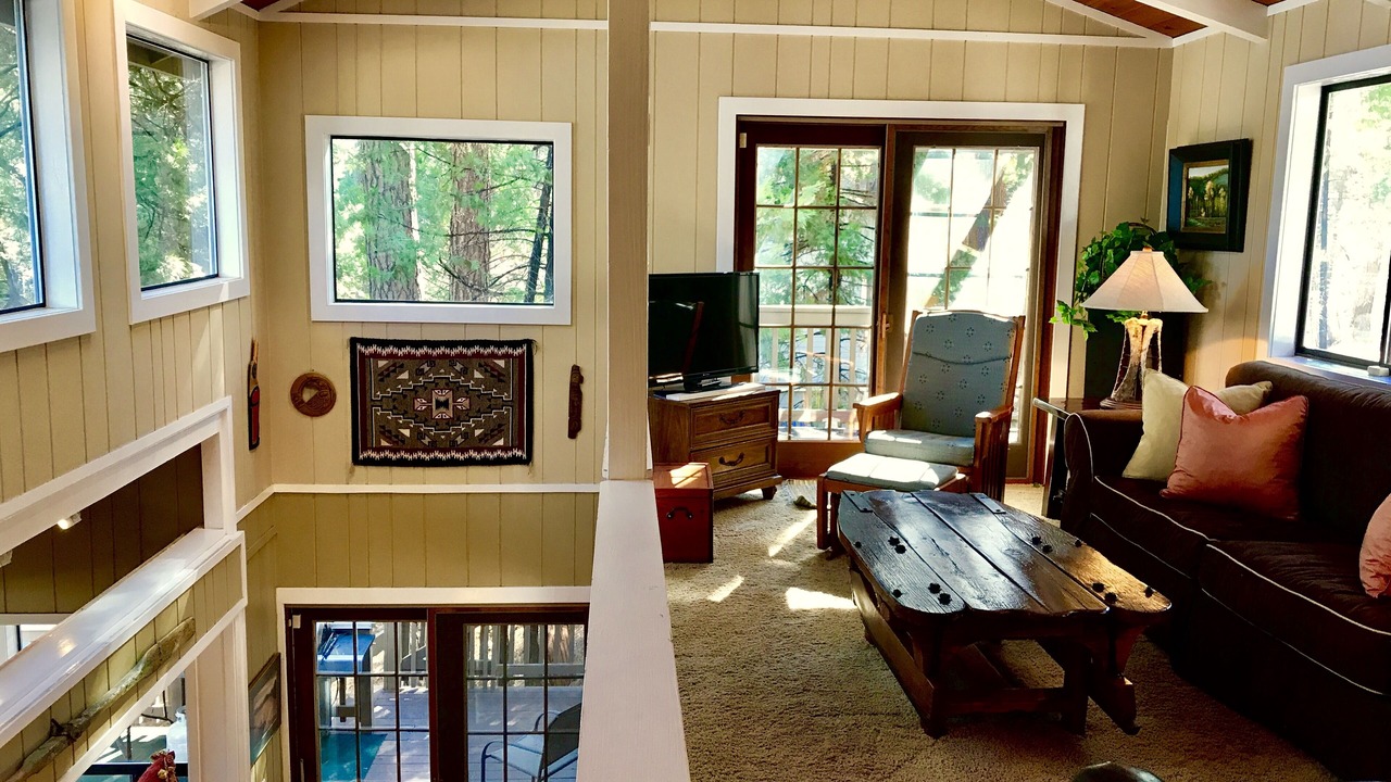 Photo of Livingroom in Groveland