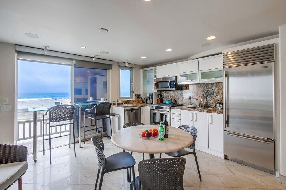 Photo of Kitchen in Mission Beach
