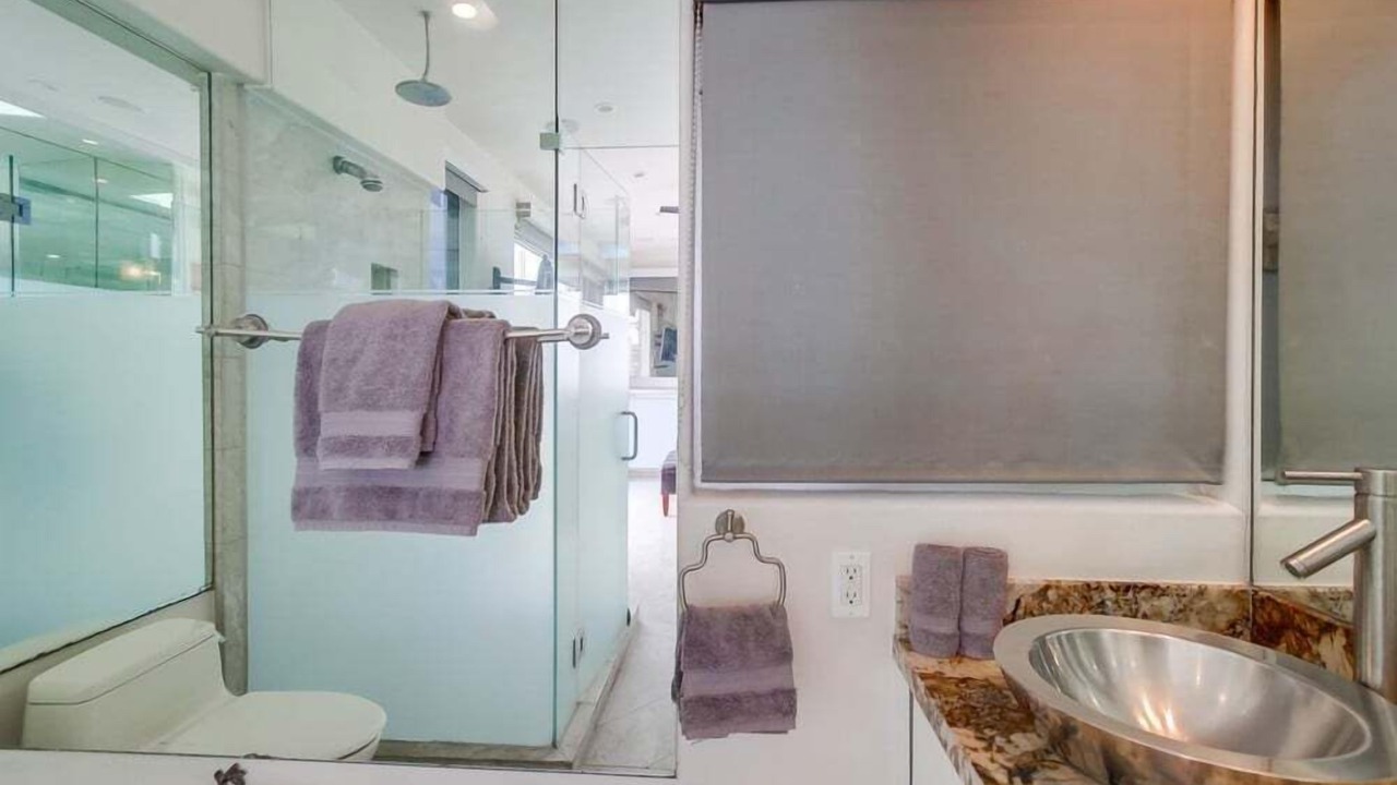 Photo of Bathroom in Mission Beach