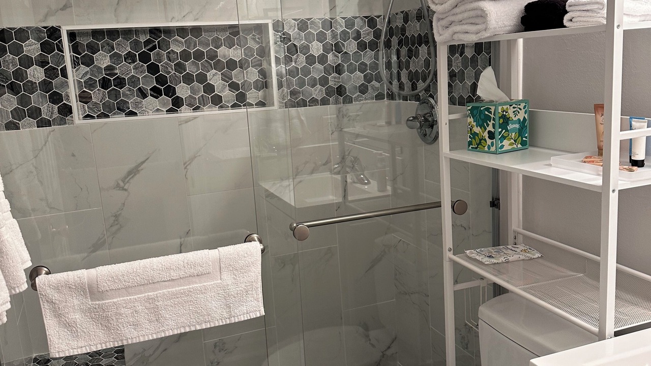 Photo of Bathroom in Orange Beach