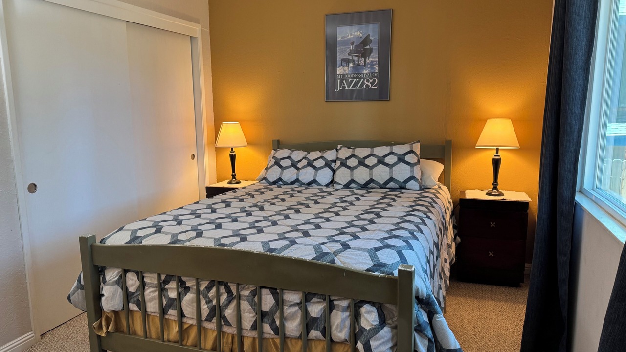 Photo of Bedroom in Mountain View Estates