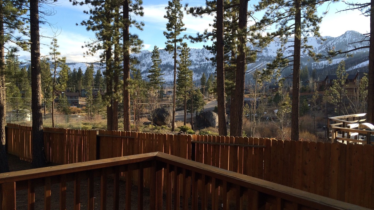 Photo of Outdoor in Mountain View Estates