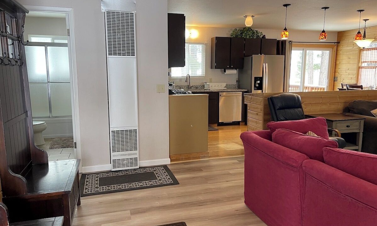 Photo of Livingroom in Mountain View Estates