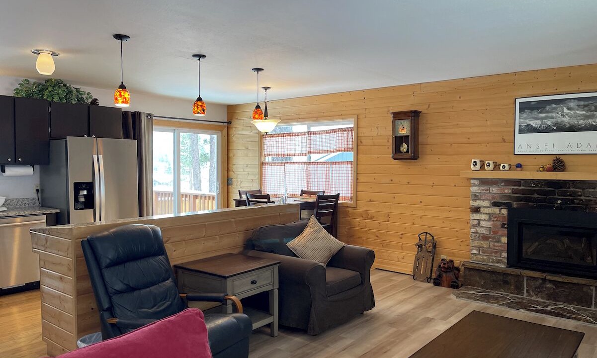 Photo of Livingroom in Mountain View Estates