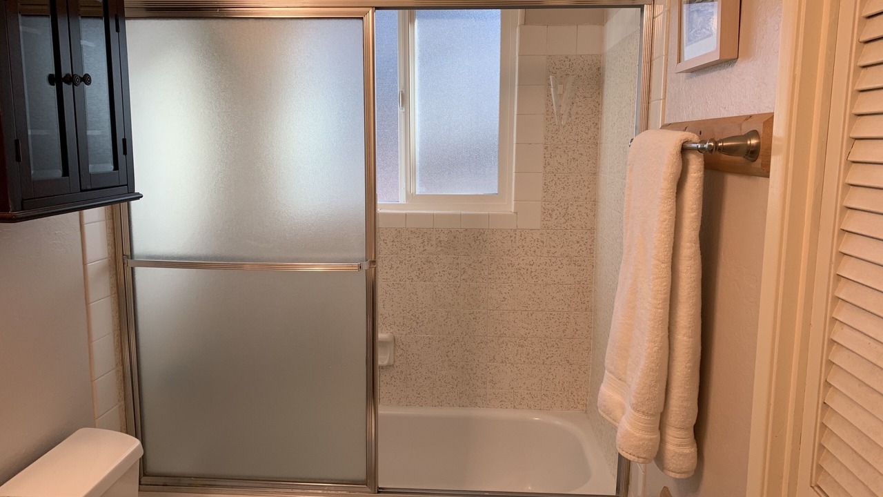 Photo of Bathroom in Mountain View Estates
