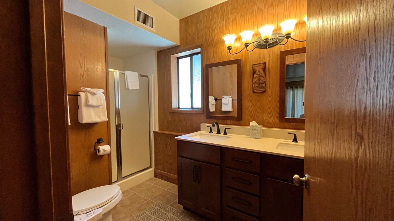 Photo of Bathroom in North Wawona
