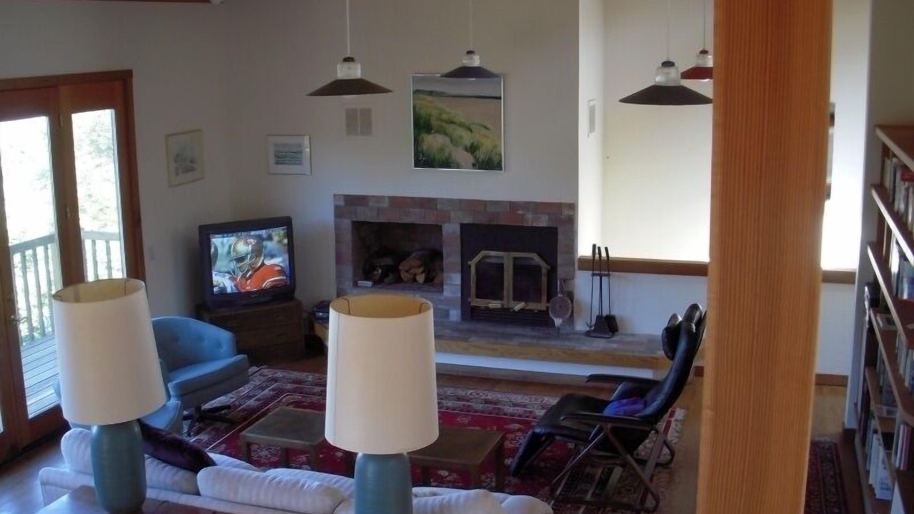 Photo of Bedroom in Point Reyes Station