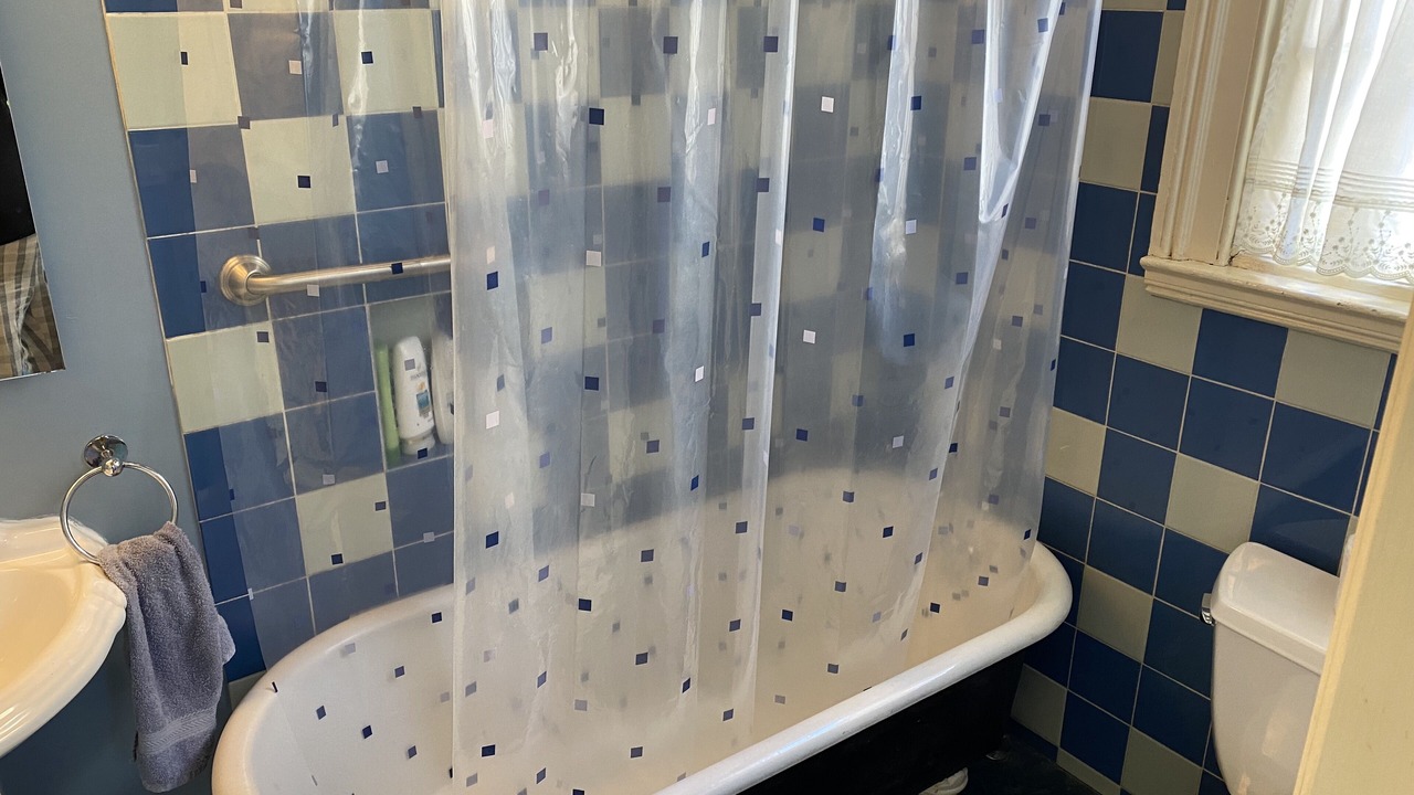 Photo of Bathroom in Lower Haight