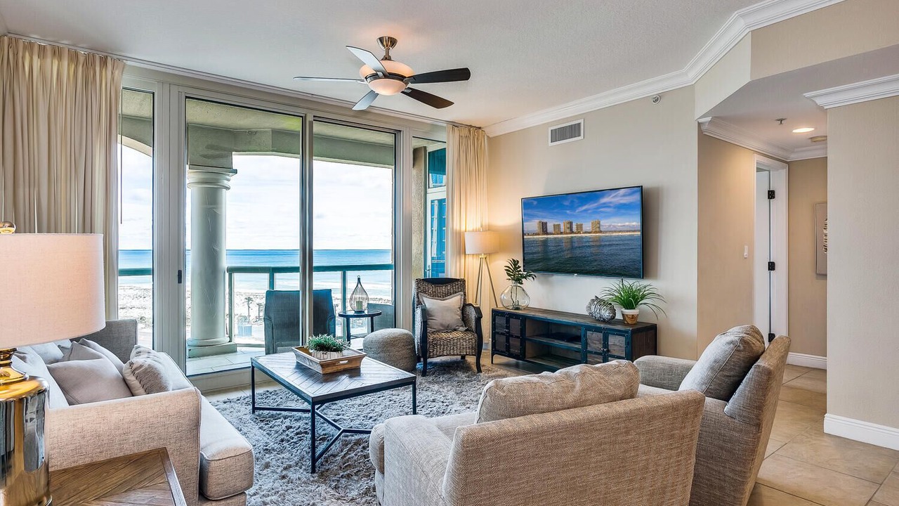 Photo of Livingroom in Pensacola Beach