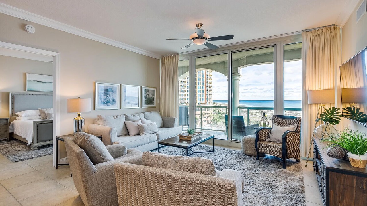 Photo of Livingroom in Pensacola Beach
