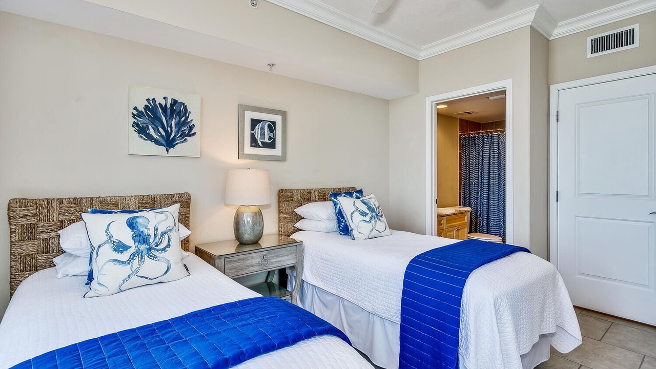 Photo of Bedroom in Pensacola Beach