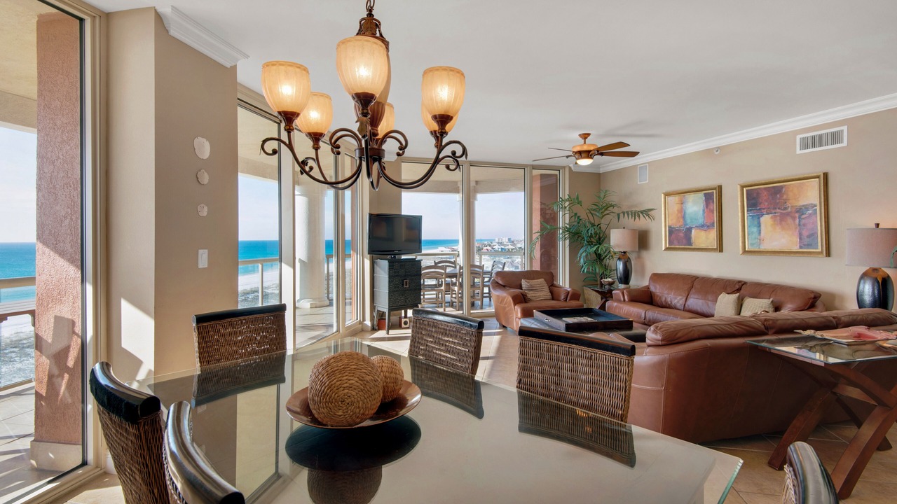 Photo of Livingroom in Pensacola Beach