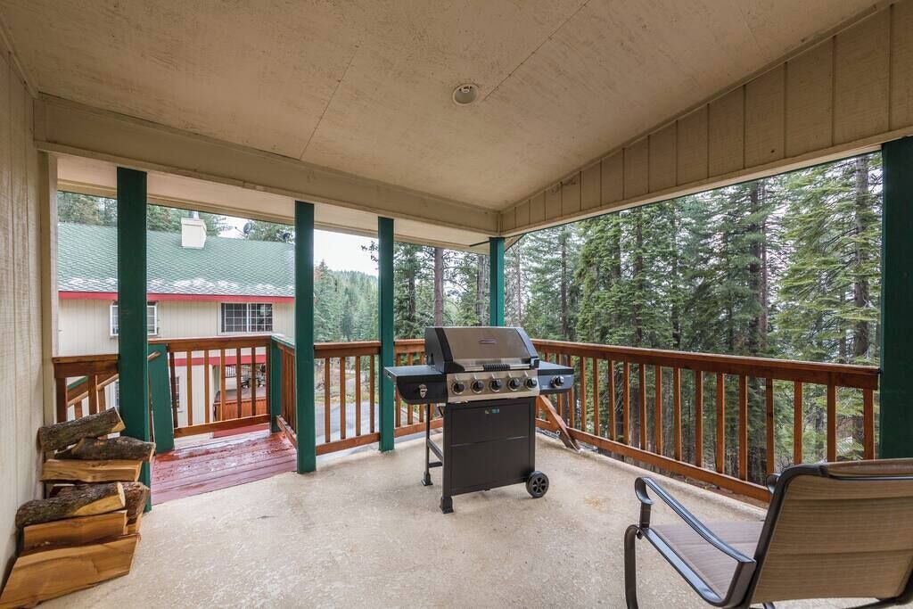 Photo of Outdoor in Yosemite West