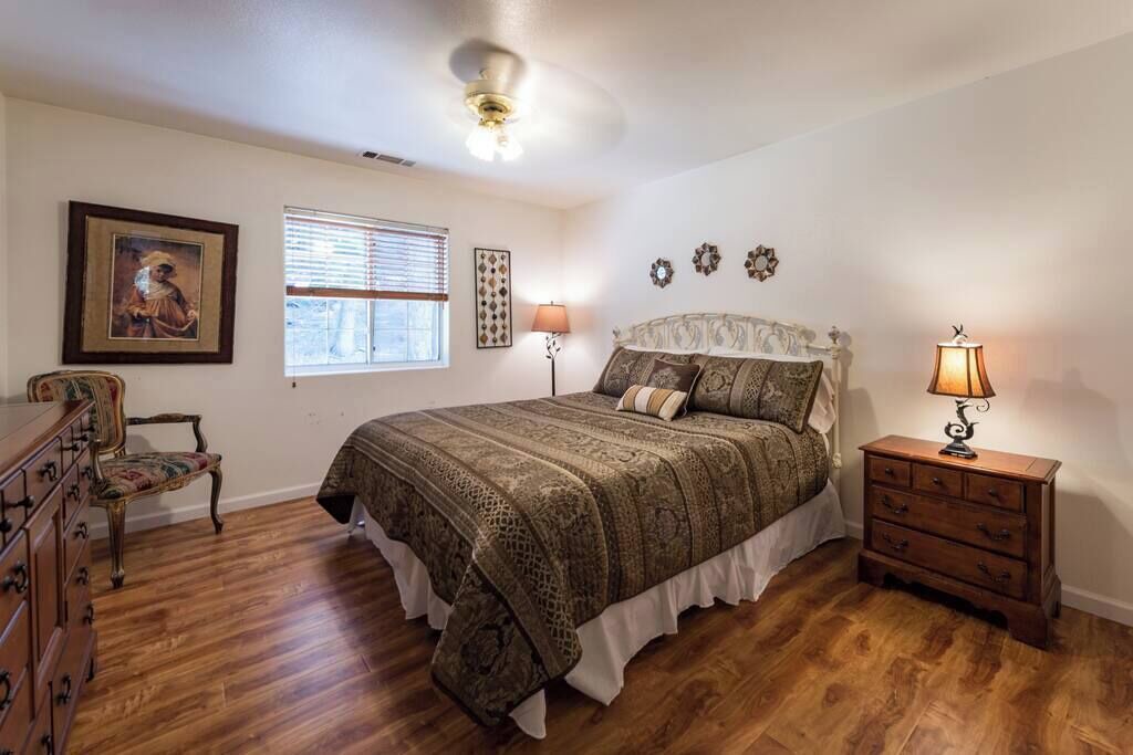 Photo of Bedroom in Yosemite West