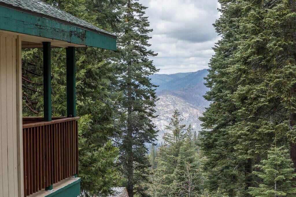 Photo of Outdoor in Yosemite West