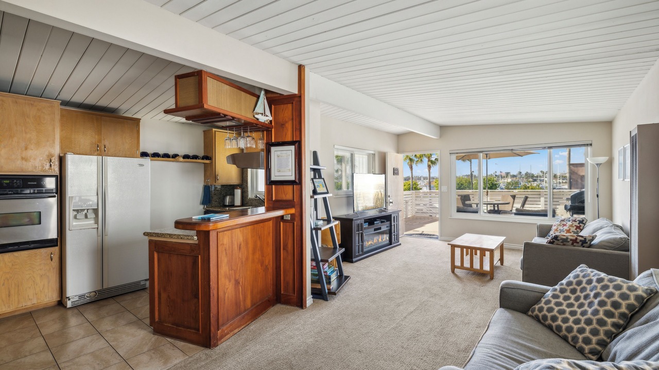 Photo of Bedroom in Balboa Peninsula