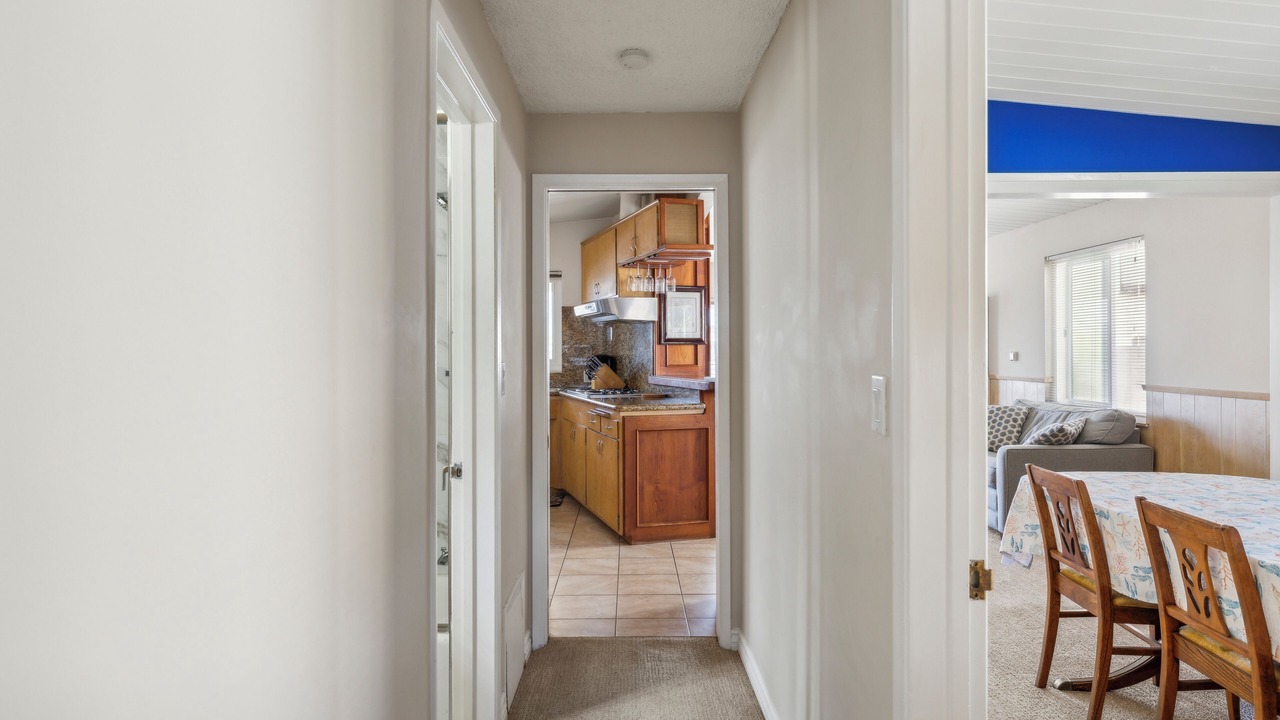 Photo of Bathroom in Balboa Peninsula