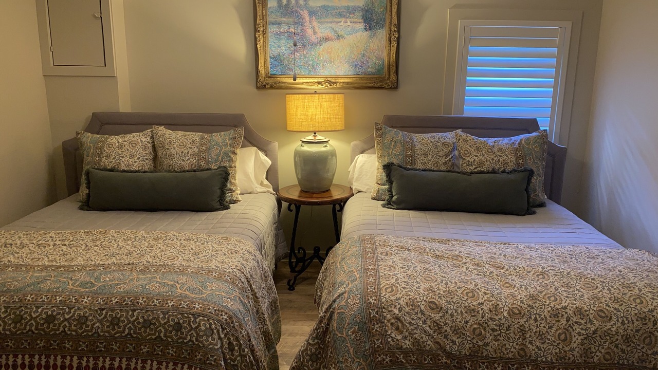 Photo of Bedroom in Northport