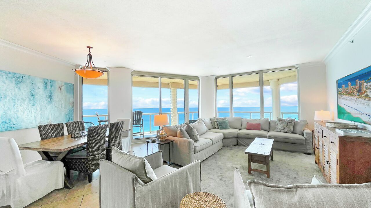 Photo of Bedroom in Pensacola Beach