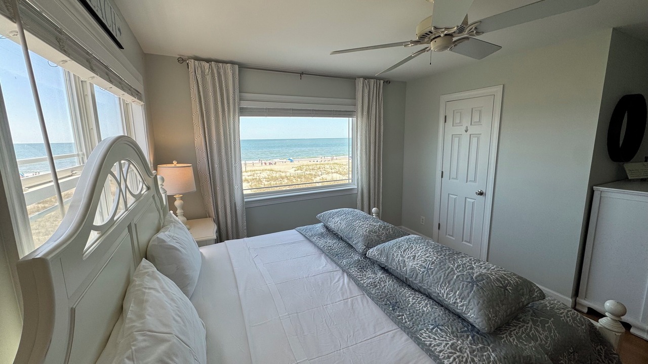 Photo of Bedroom in Holden Beach